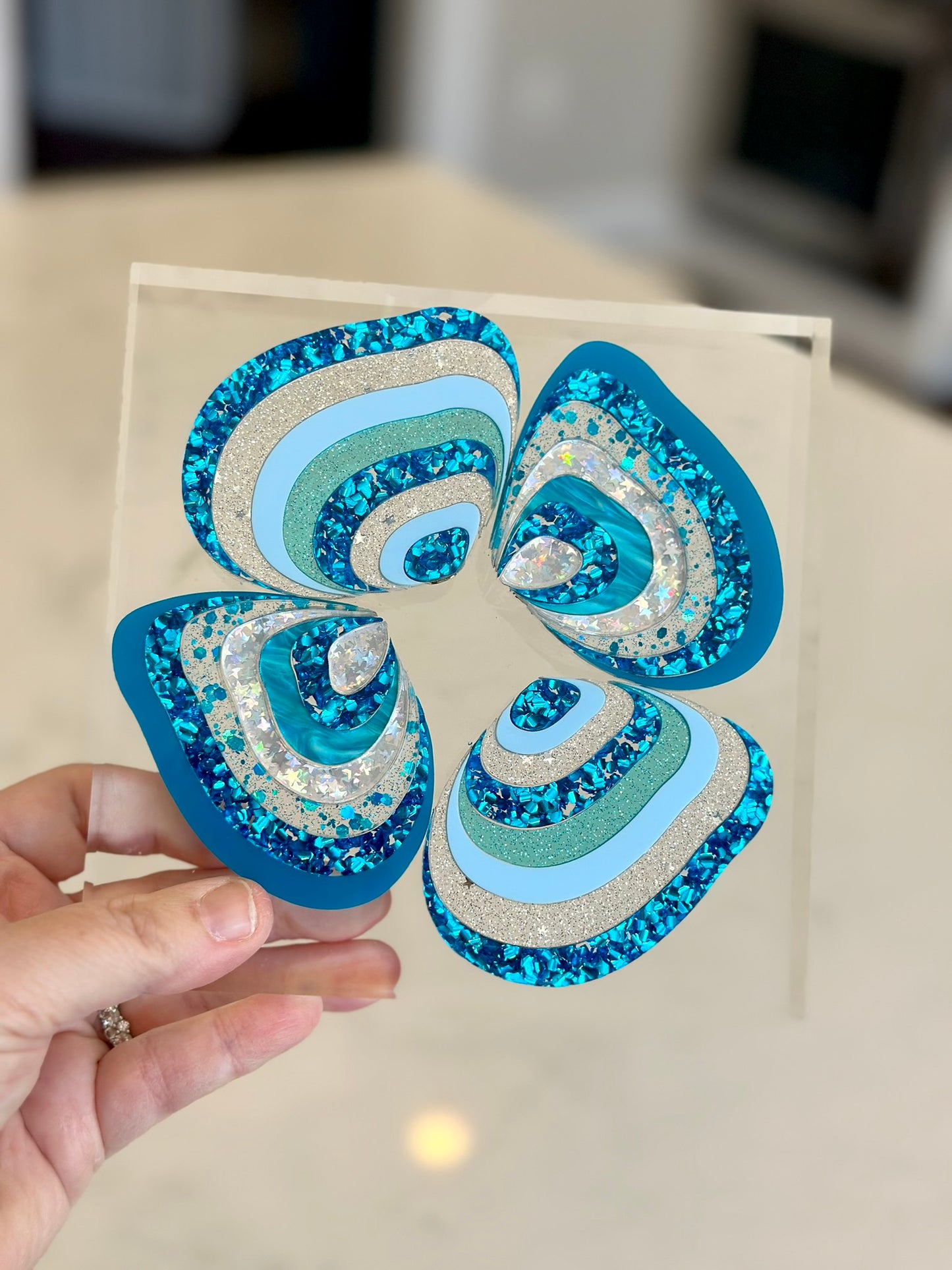 Shell Group Acrylic Block Turquiose