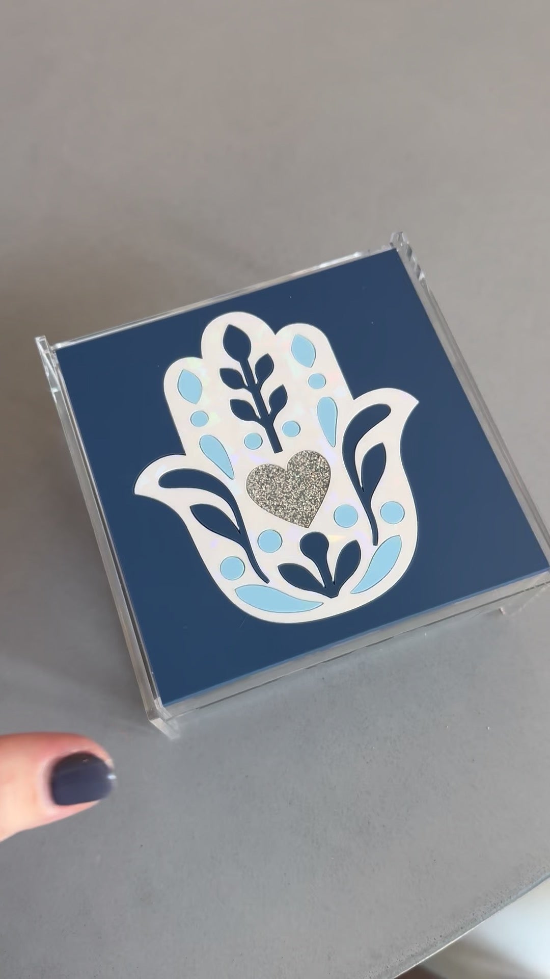 Hamsa Catch it all box-silver heart